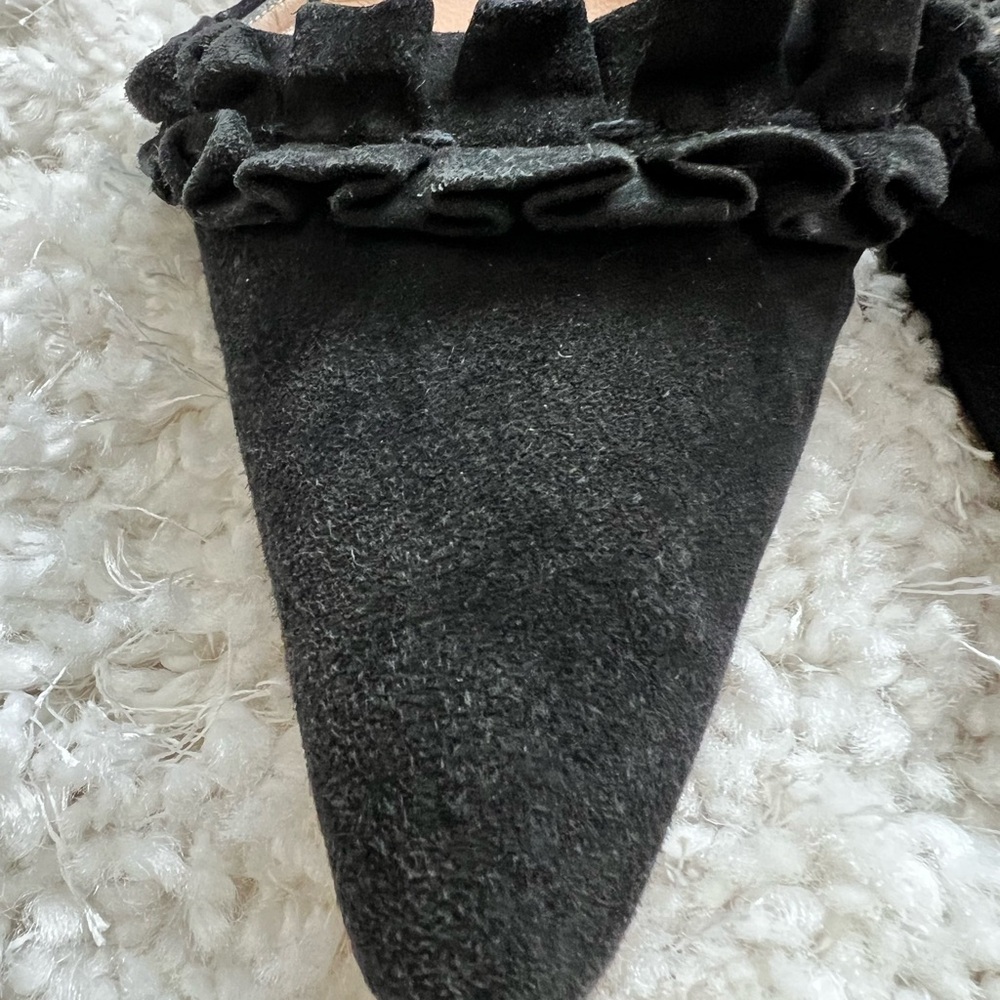 Manolo Blahnik Suede Ordido D’Orsay kitten heels - Picture 7 of 14